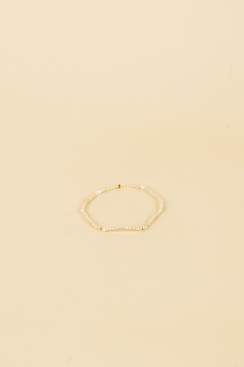 Kari 14K Gold Inlay White Pearl & Yellow Mano Gem Bracelet