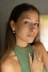 Boucles d'oreilles Zarela en perles d'eau douce plaquées or fin recyclé 18K / topaze fumée - tiges en argent 925