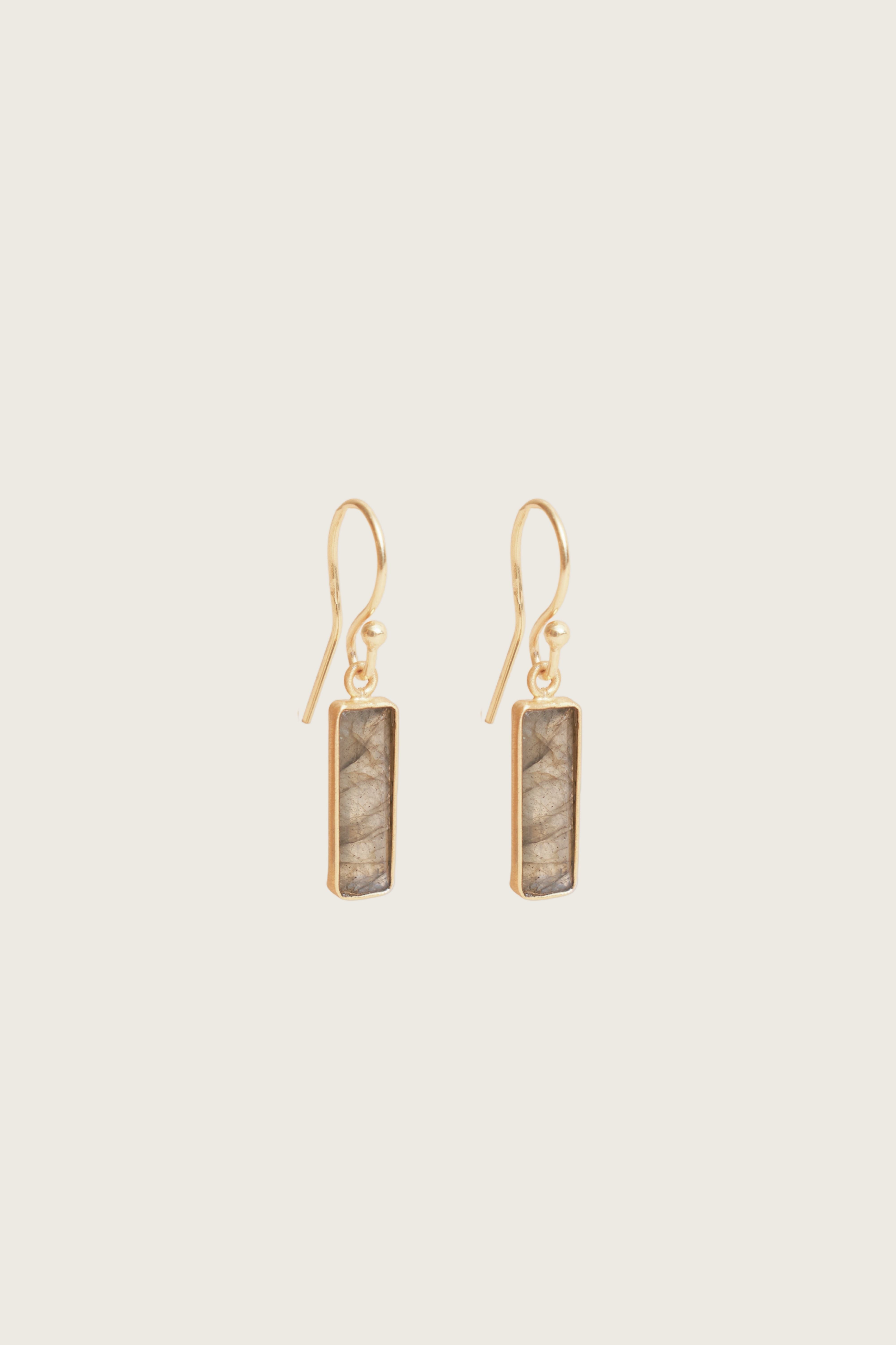 Boucles d'oreilles Muda en labradorite plaquées or fin recyclé 18K