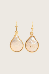 Boucles d'oreilles Sikit en perles d'eau douce plaquées or fin recyclé 18K